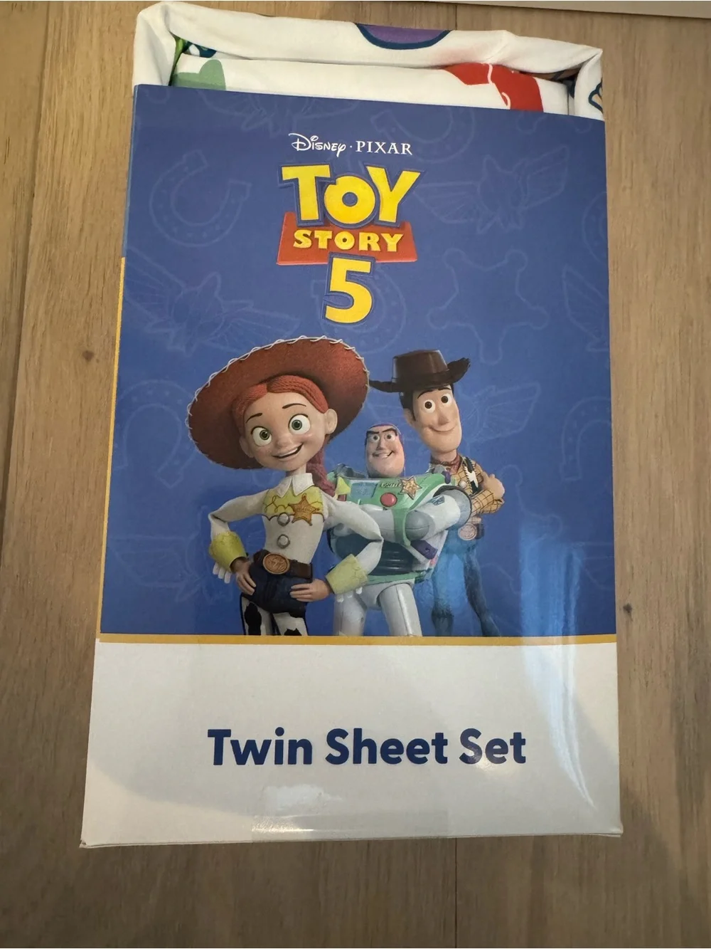 Disney Toy Story 5 Twin Sheet Set - White with Blue, Red, Green Accents